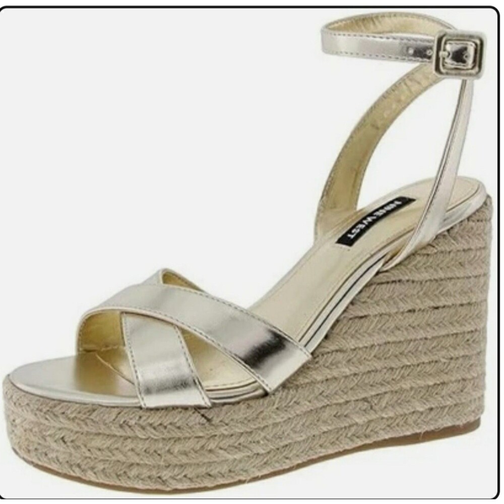 NIB Nine West Earnit3 criss-cross strap wedge sandals adjustable strap 6M ZZZ